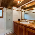 Chalet Authentic In Chamonix-mont-blanc Chamonix