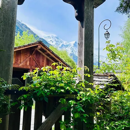 Authentic In Chamonix-mont-blanc 샤모니