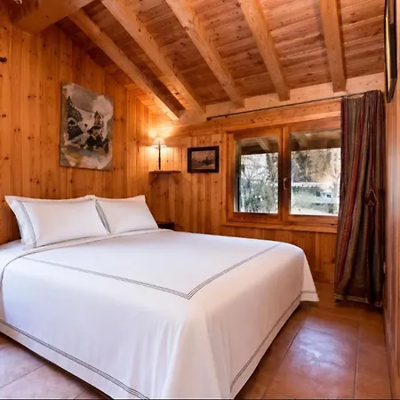 Chalet Authentic In Chamonix-mont-blanc