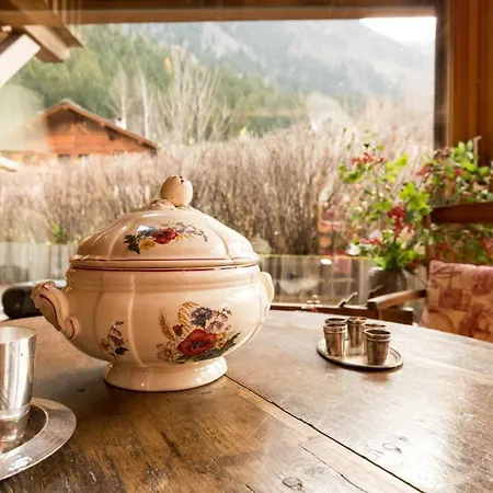 Authentic In Chamonix-mont-blanc Horská chata